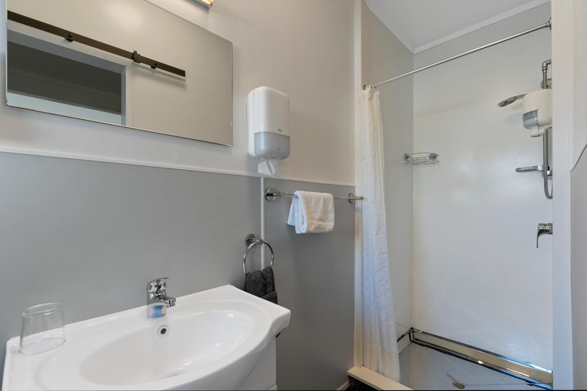 Central Inn אגם טאופו מראה חיצוני תמונה